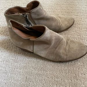Sam Edelman Petty boot in putty color